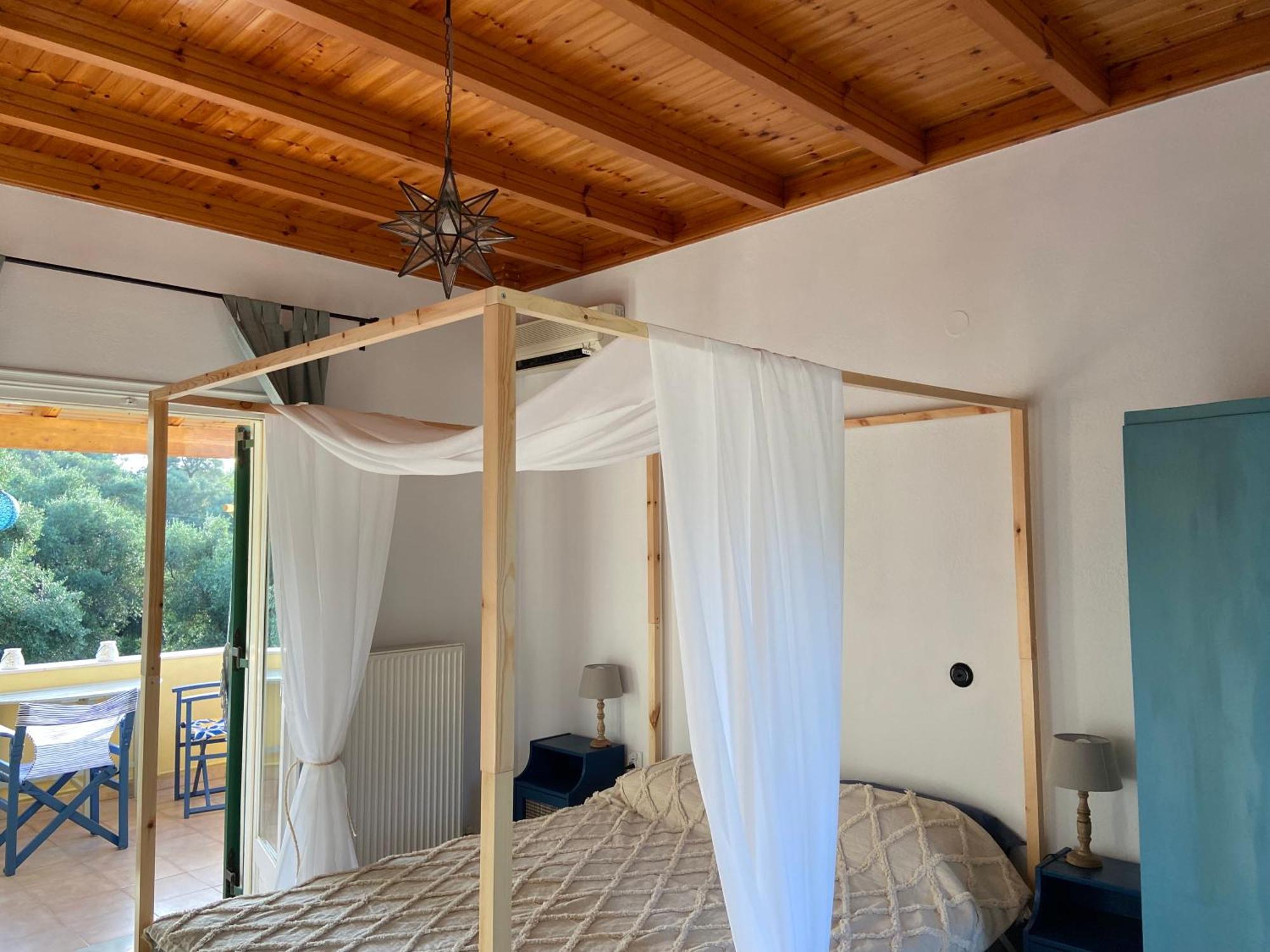 Lulani Hideaway * Agios Panteleimon (Corfu)